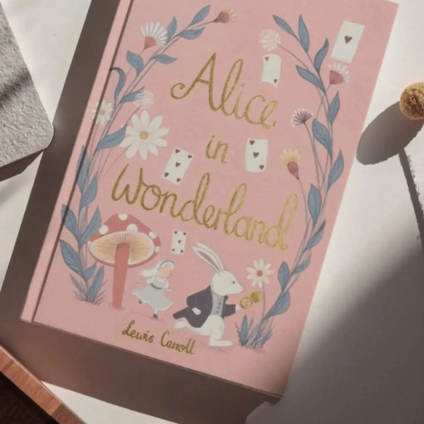 Alice in Wonderland | Collector's Edition | Hardcover Book Odin Parker