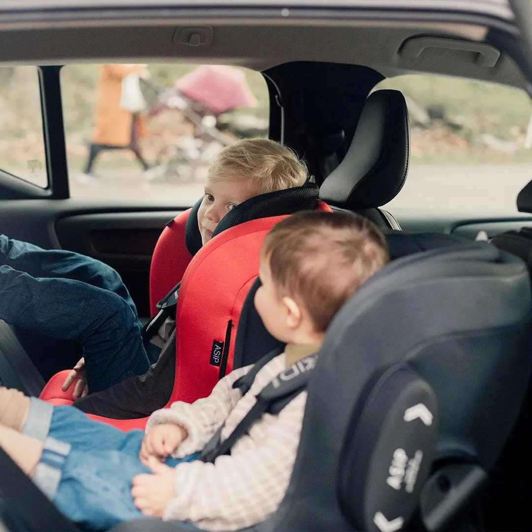 Axkid Minikid 2 Car Seat - Tar