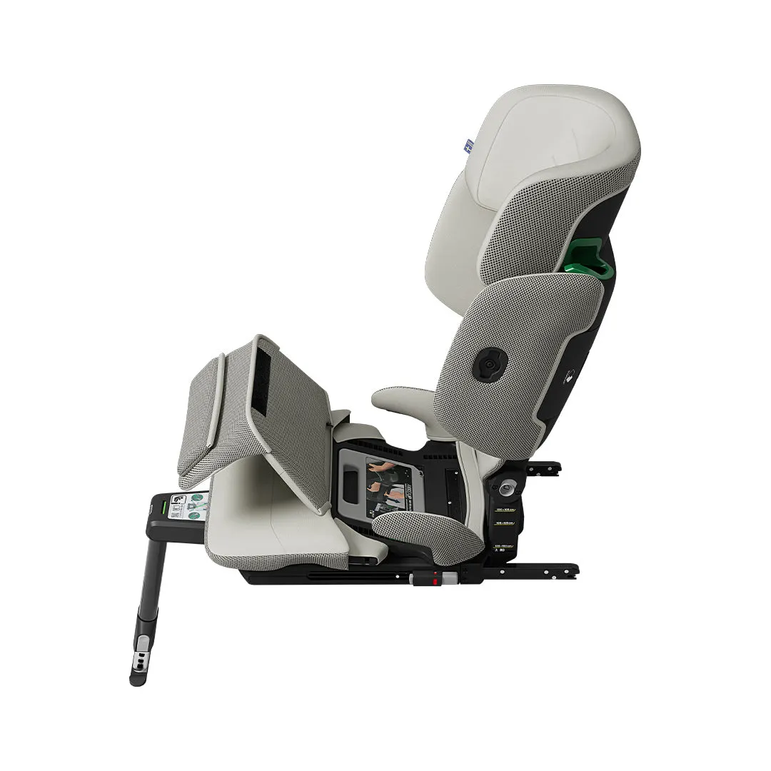 Axkid UP Car Seat - Beachgrass Beige