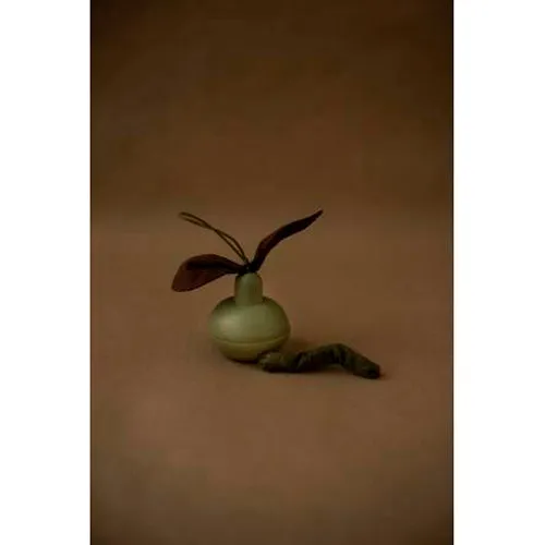 babai Wooden Story From The Nature "Pear & Little Friend"