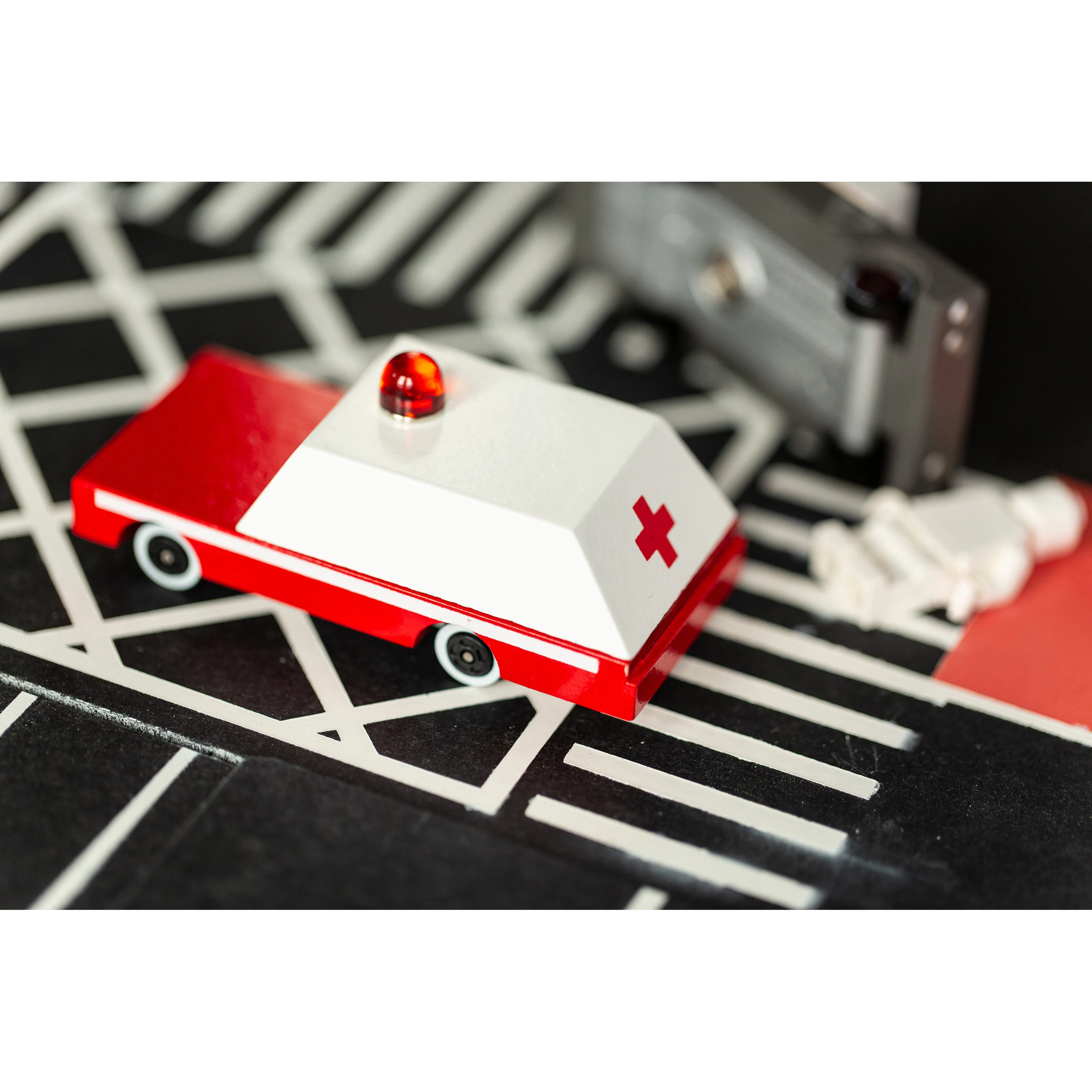 Candylab Candycar Ambulance