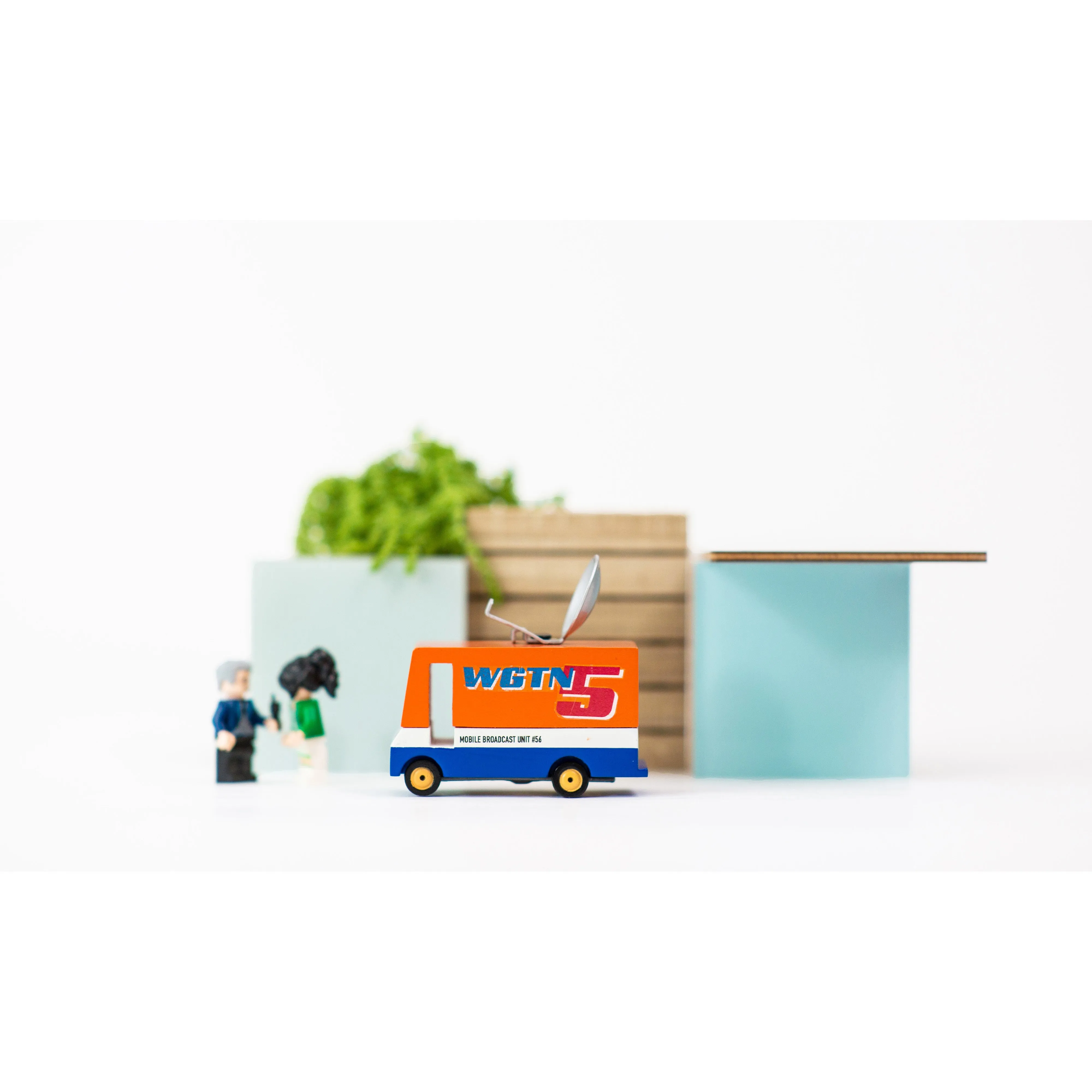 Candylab Candyvan News Van