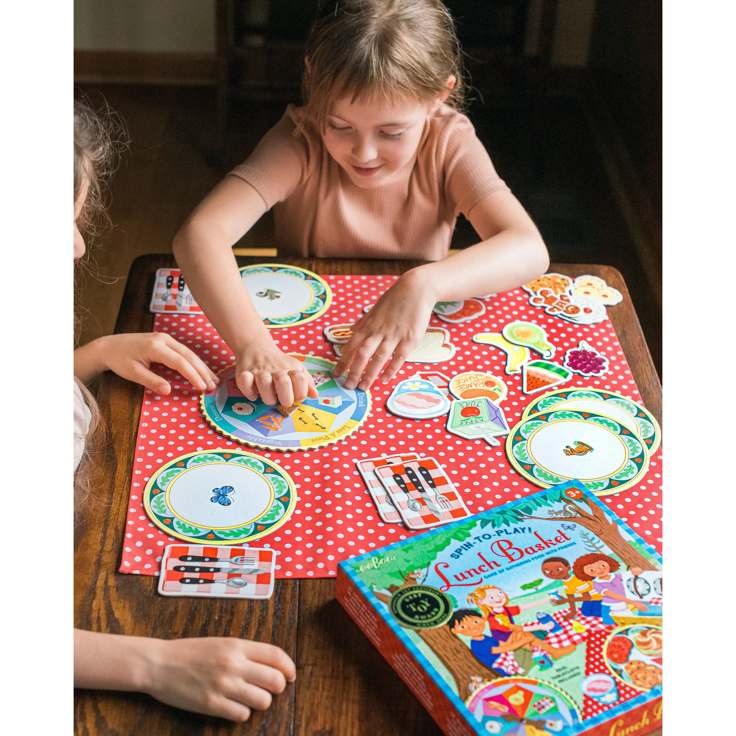 eeBoo Lunch Basket Spinner Game