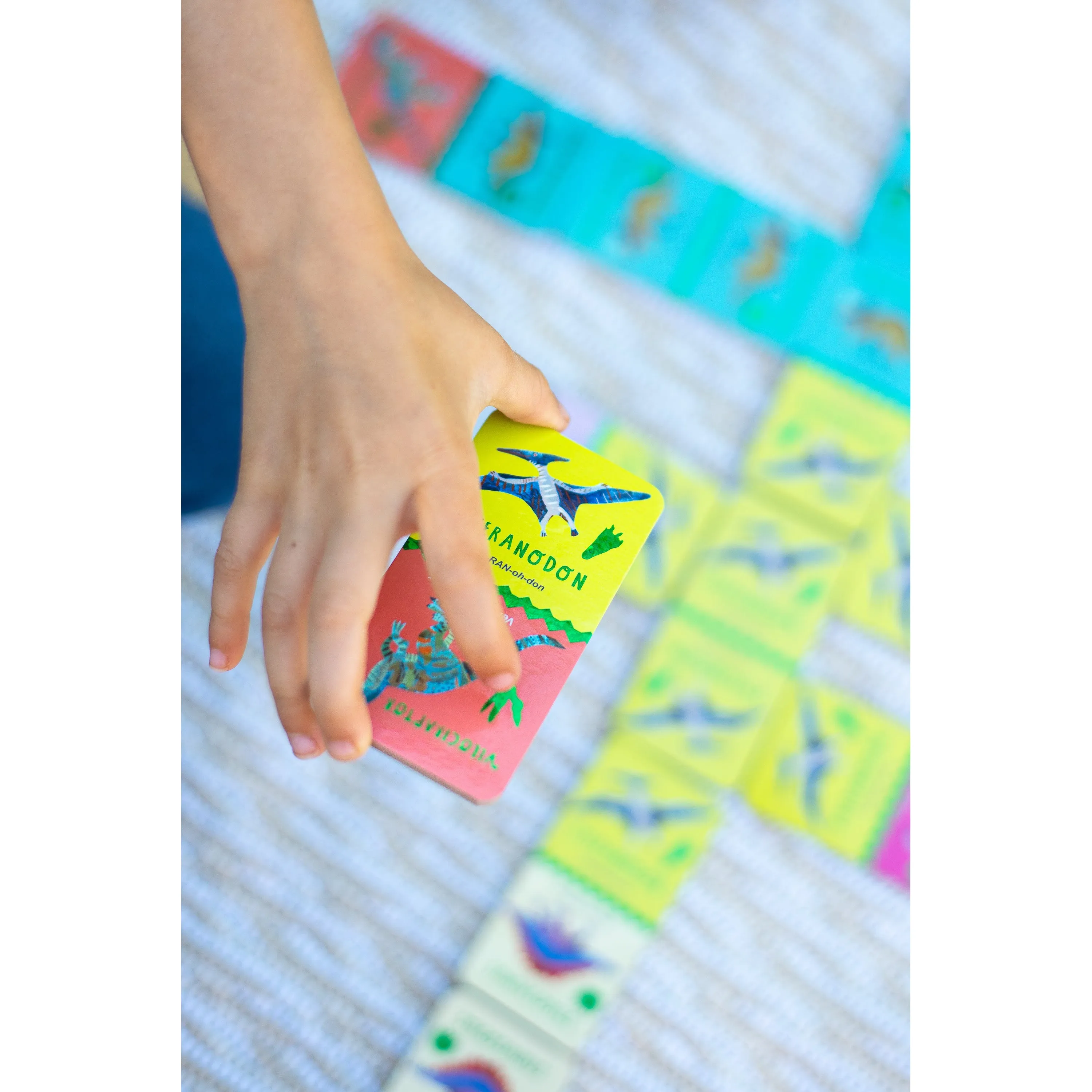 eeBoo Shiny Dinosaur Dominoes