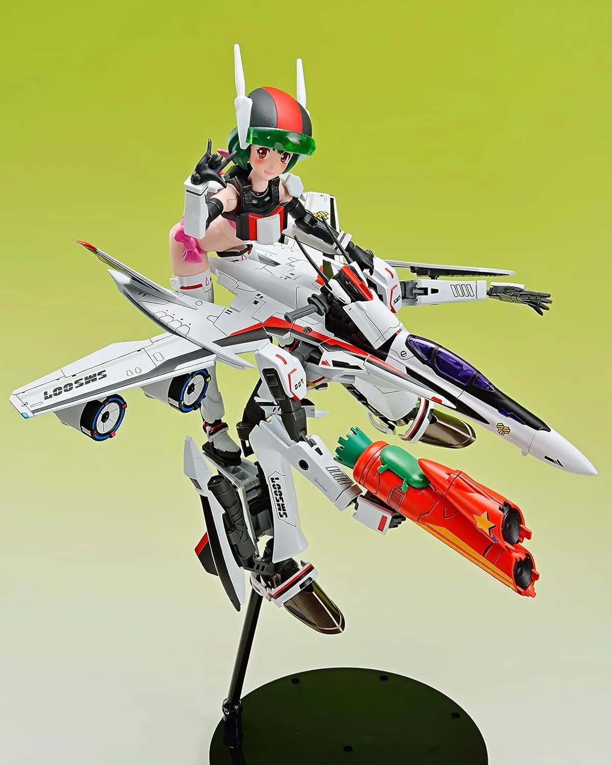 GOOD SMILE Aoshima - Macross F VF-25F Messiah Ranka Lee Plastic Model Kit - Anime Series Collectible for Ages 15 