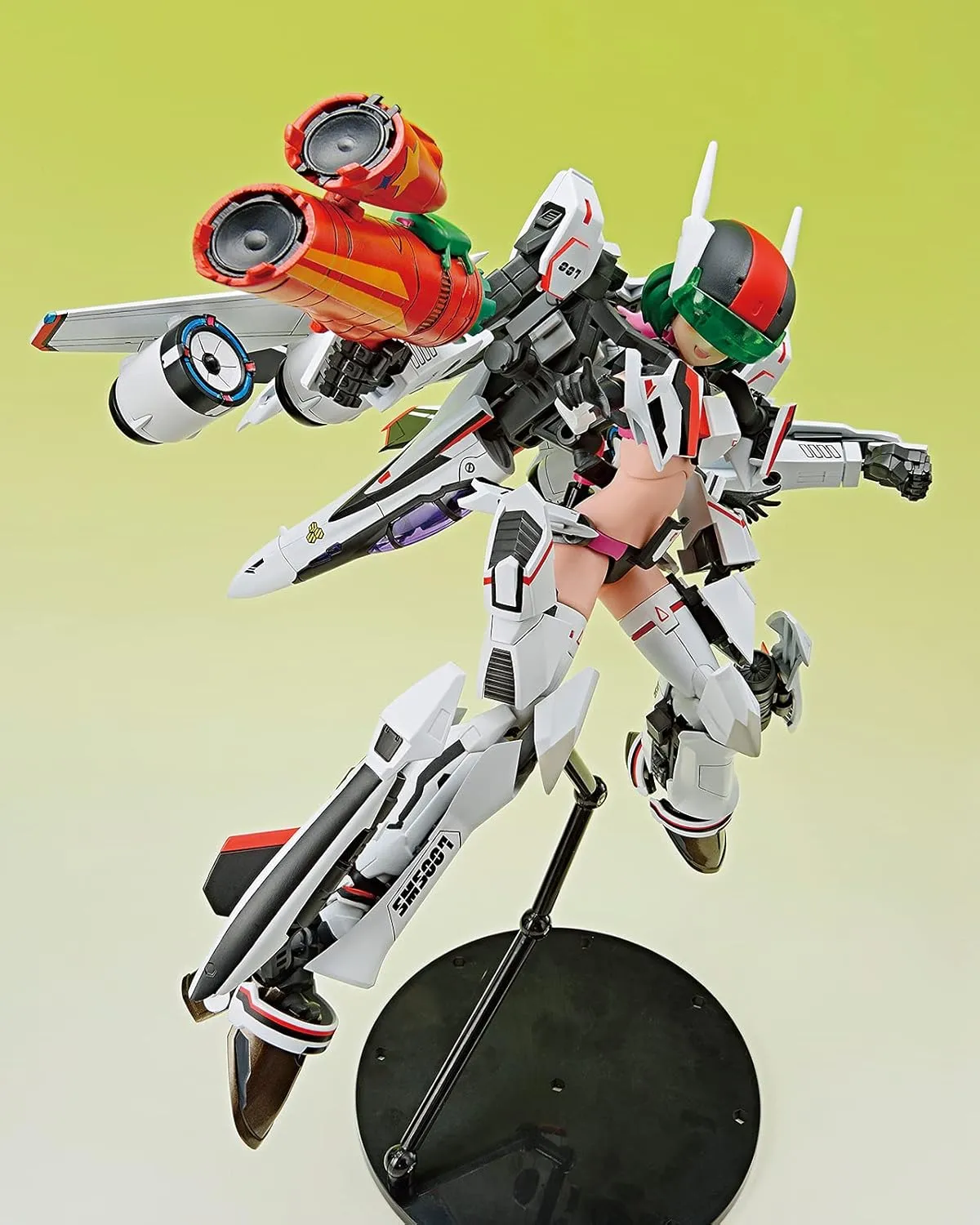 GOOD SMILE Aoshima - Macross F VF-25F Messiah Ranka Lee Plastic Model Kit - Anime Series Collectible for Ages 15 