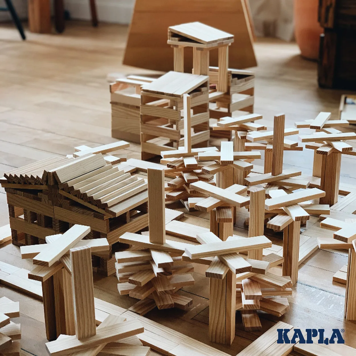 KAPLA 280 Case Red