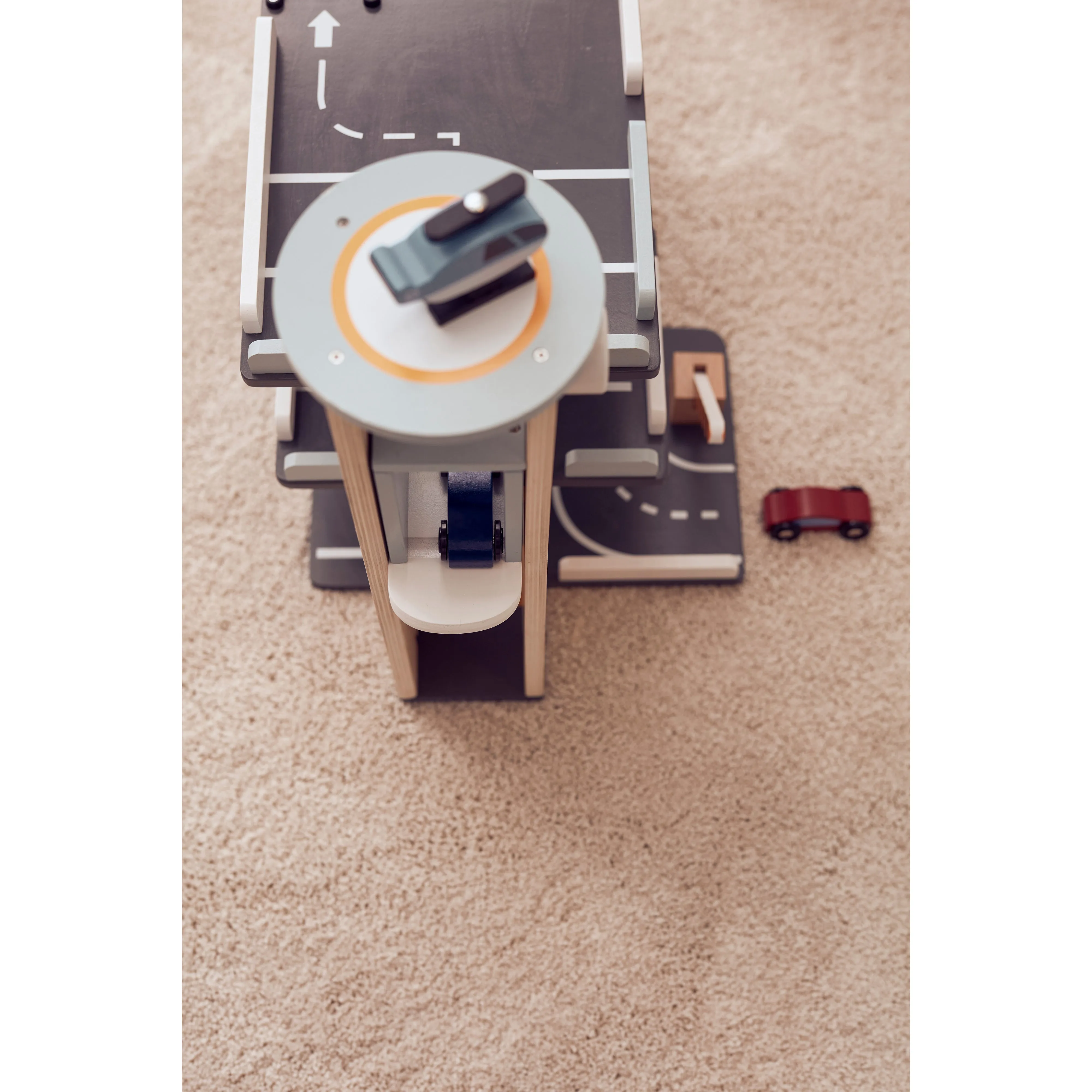 Kid's Concept Car Park Aiden Wooden Garage Play Set