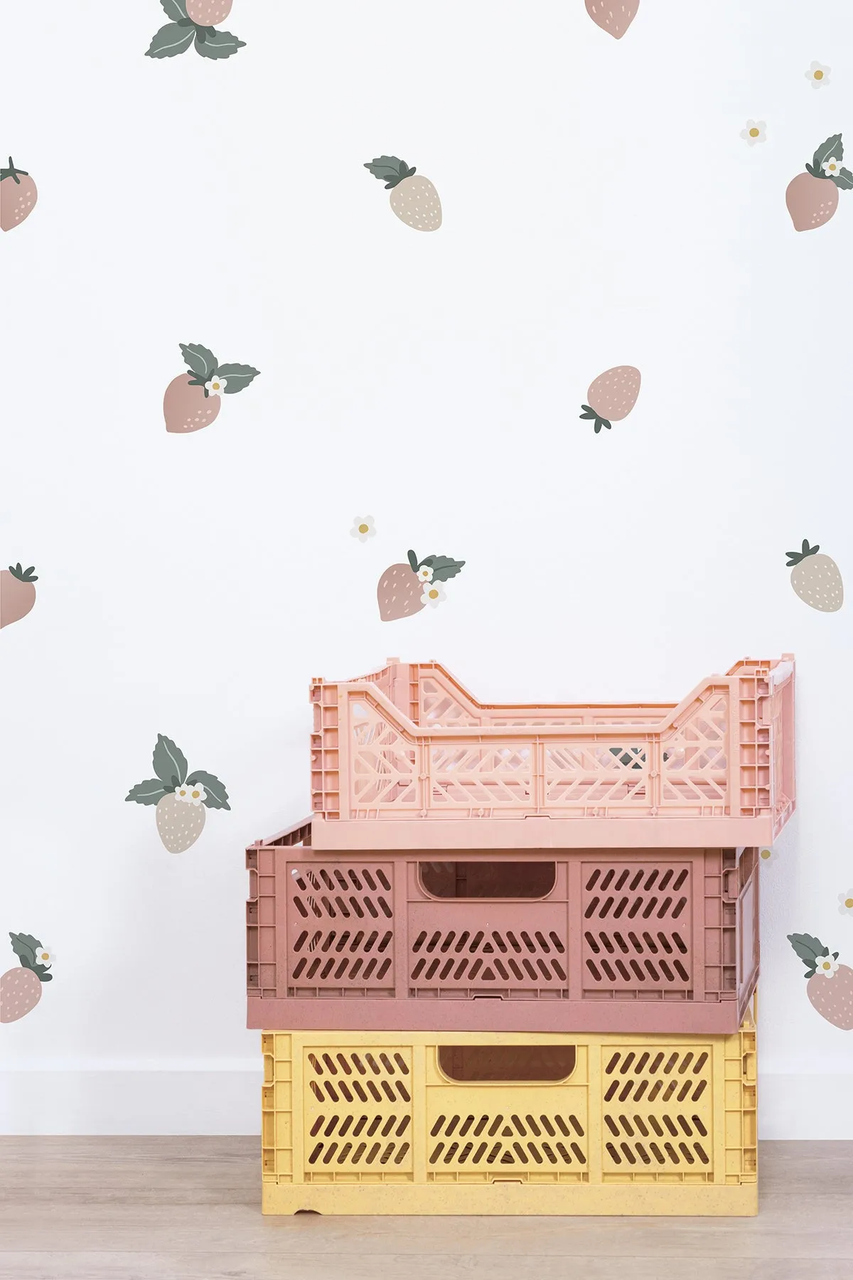 Louise | Wall Decals - Strawberries