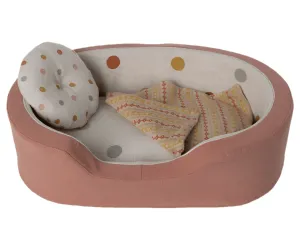 Maileg Dog Bed/Basket for Puppies and Kittens: SOLD OUT