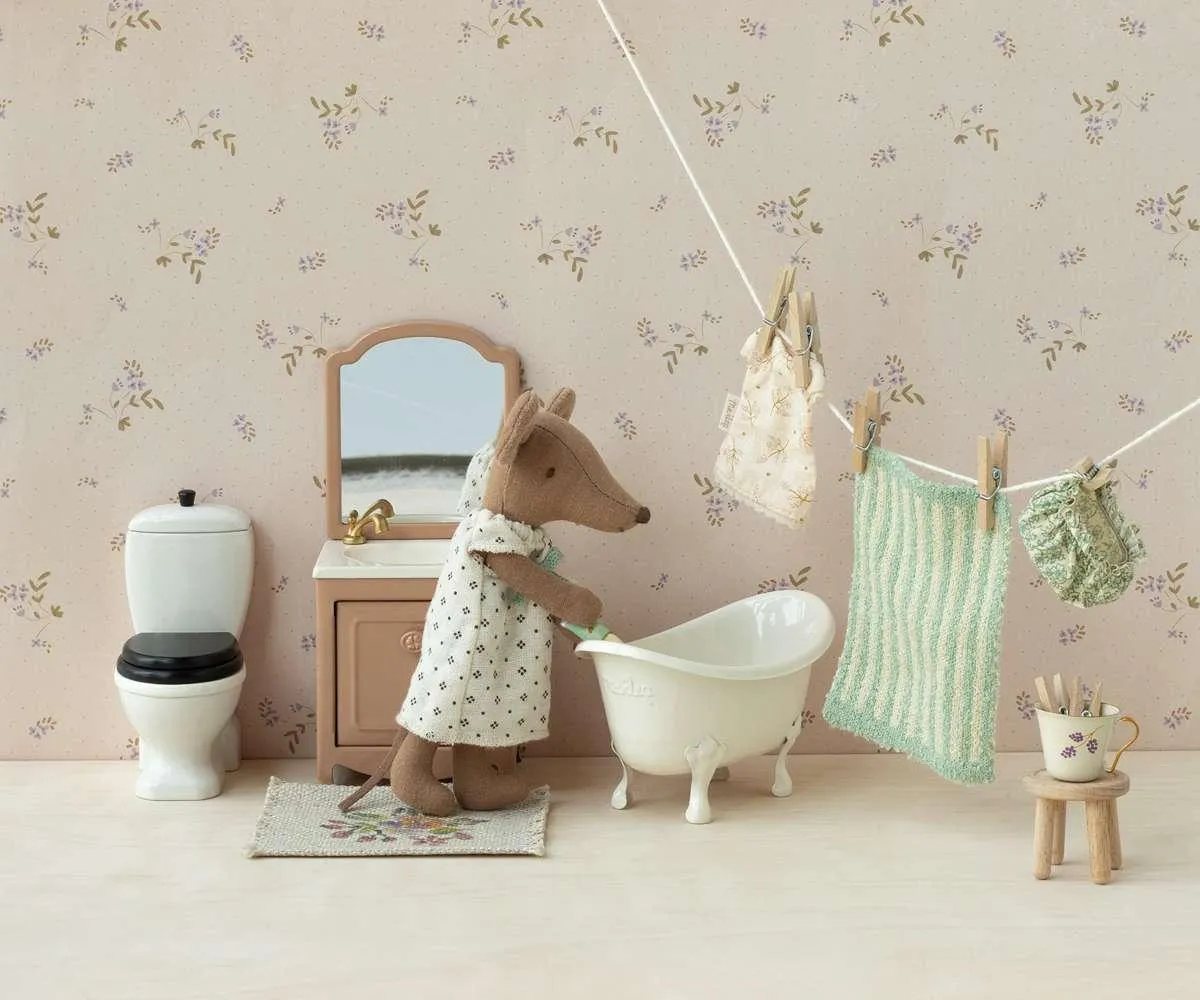 Maileg Mouse Bath Tub: BACK IN STOCK