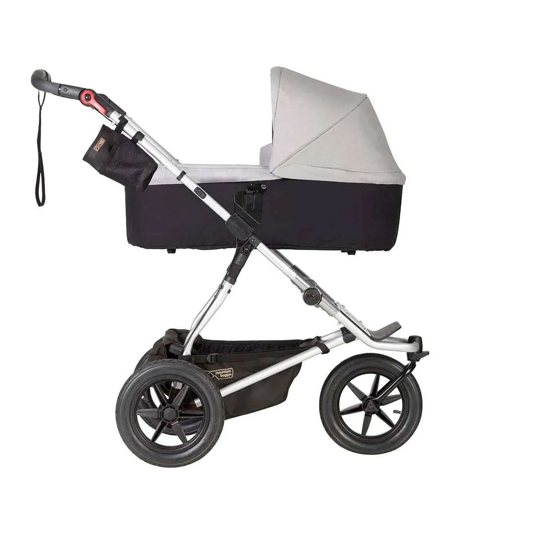 Mountain Buggy Urban Jungle Pushchair   Urban Jungle Carrycot Plus - Silver