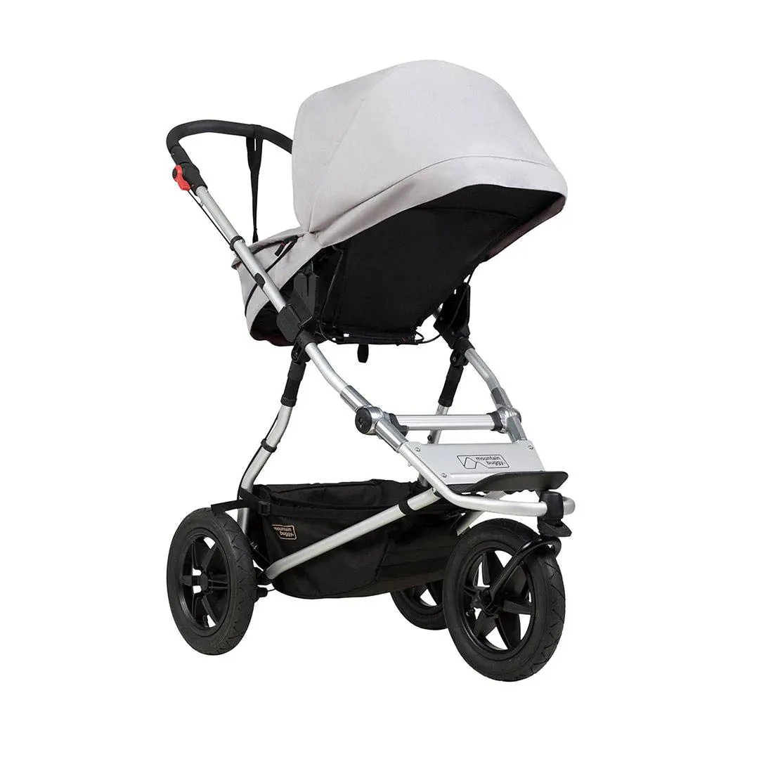 Mountain Buggy Urban Jungle Pushchair   Urban Jungle Carrycot Plus - Silver