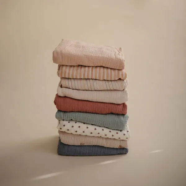 Mushie Changing Pad Cover | Rainbows
