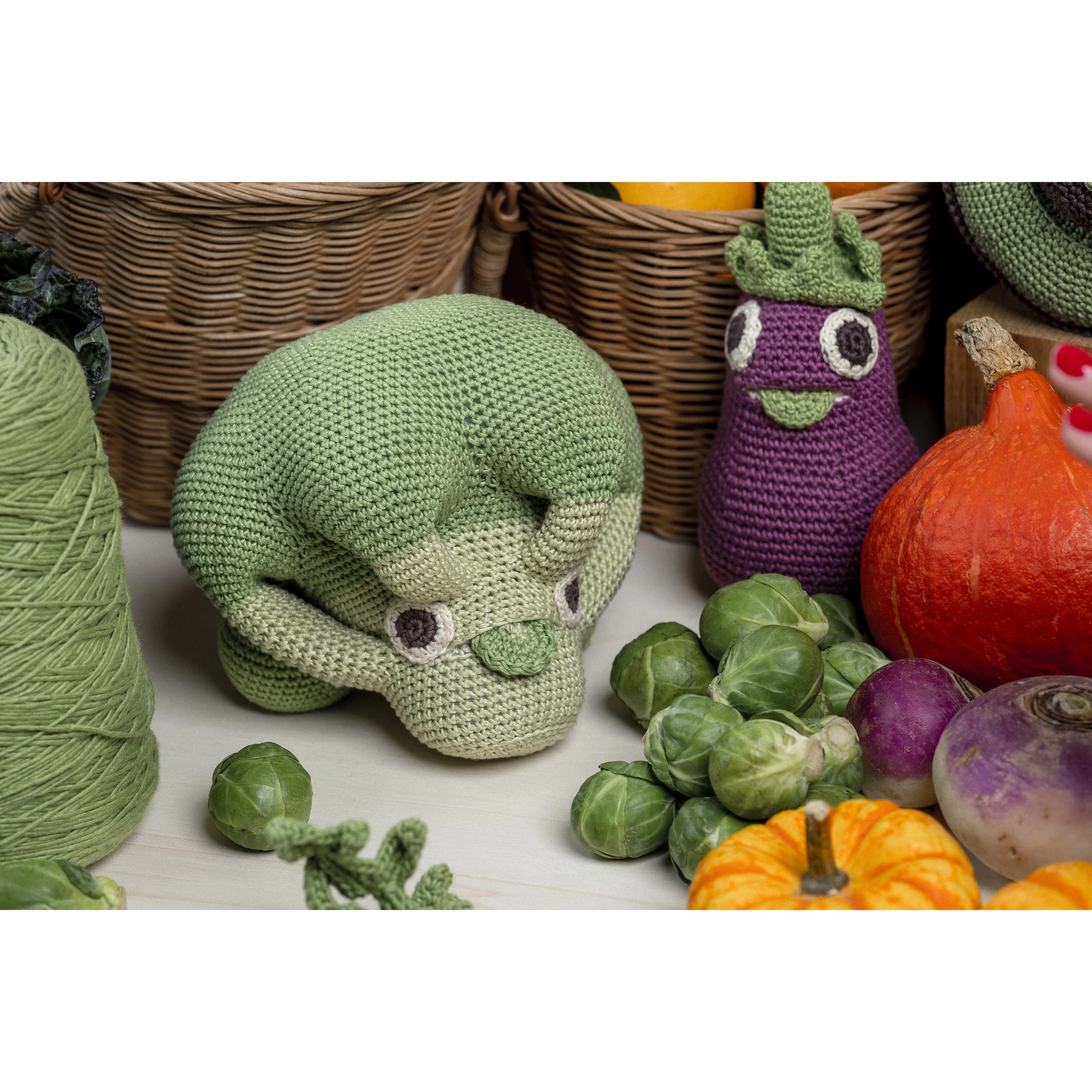 MyuM Pierrot Broccoli Music Box