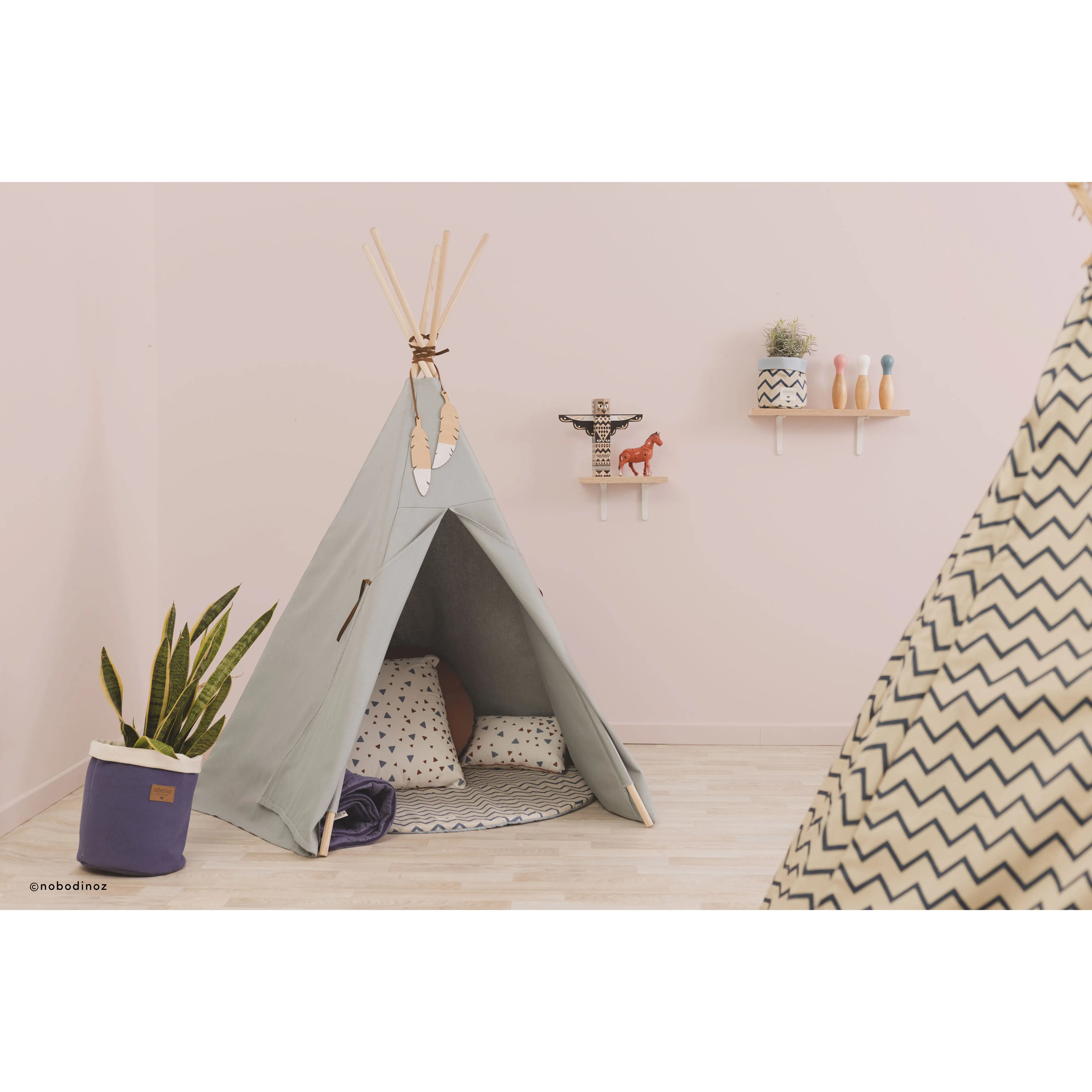 nobodinoz Teepee Zigzag Blue