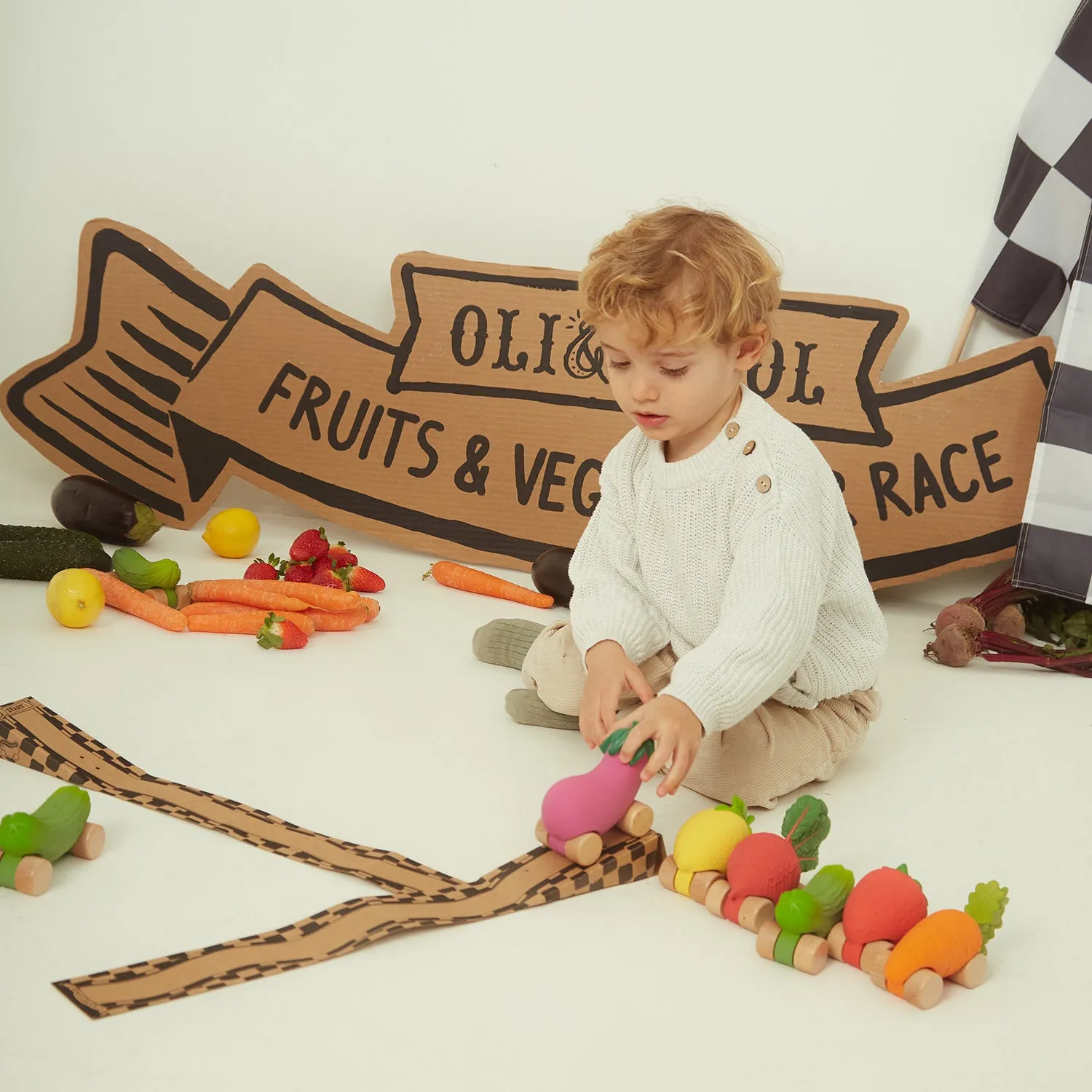 Oli & Carol Cathy The Carrot Car