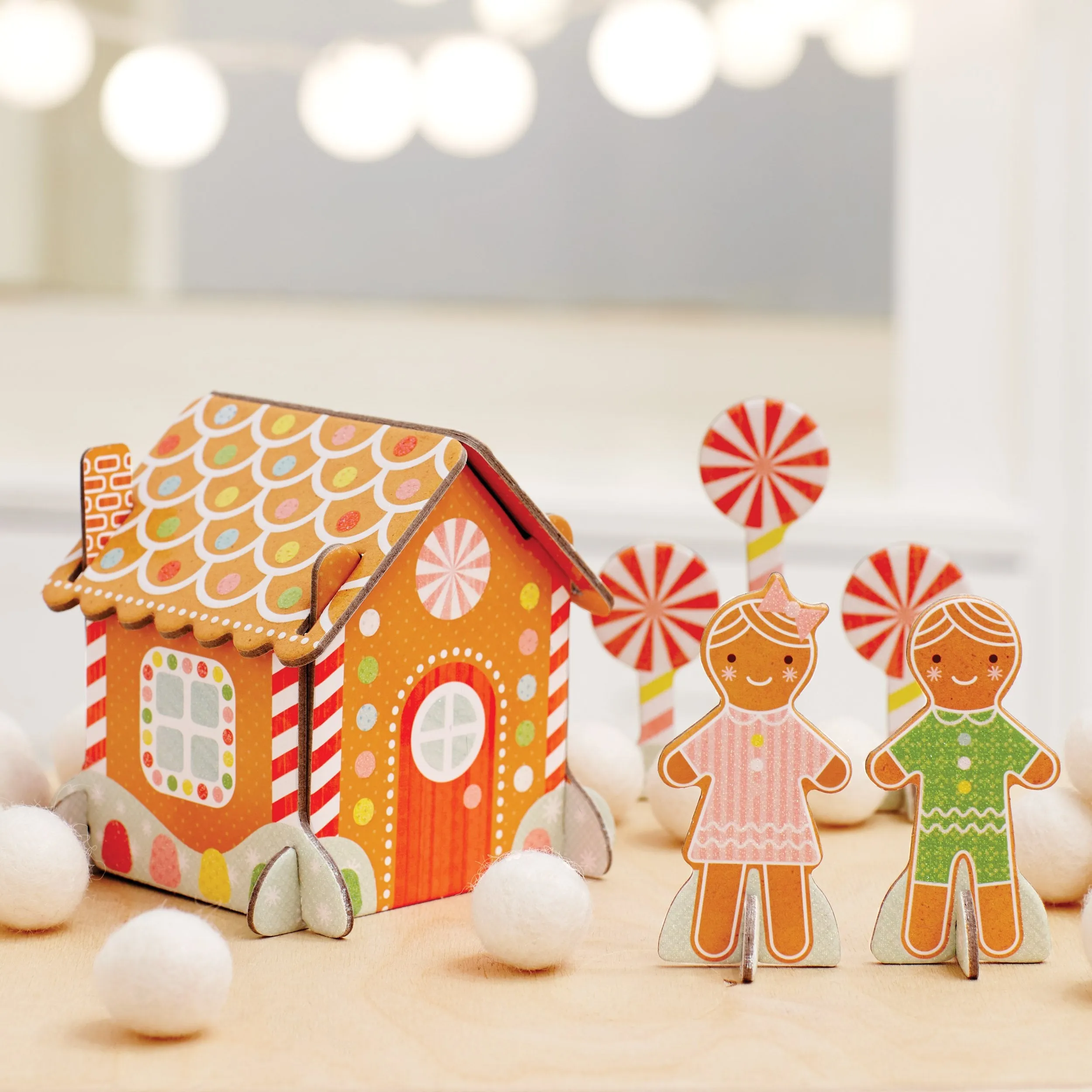 Petit Collage Pop-Out - Gingerbread House