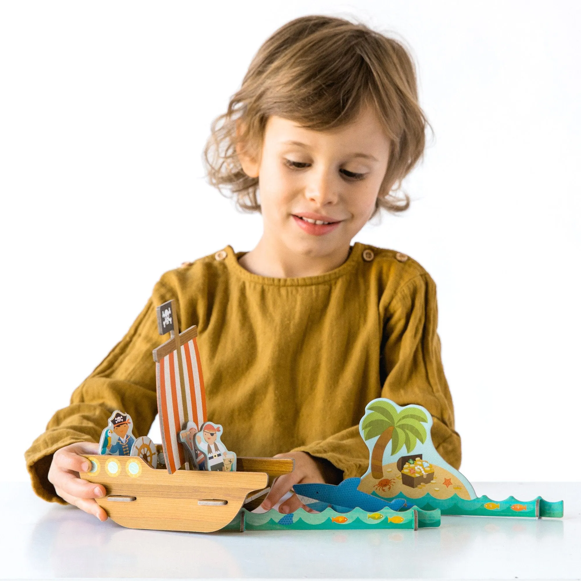 Petit Collage Pop-Out - Pirate Ship