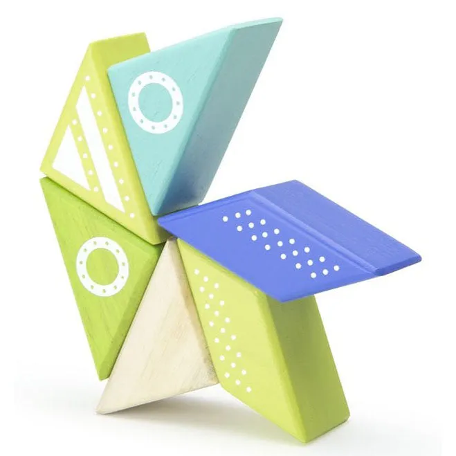 Tegu Travel Pal Spaceship Magnetic Wooden Blocks