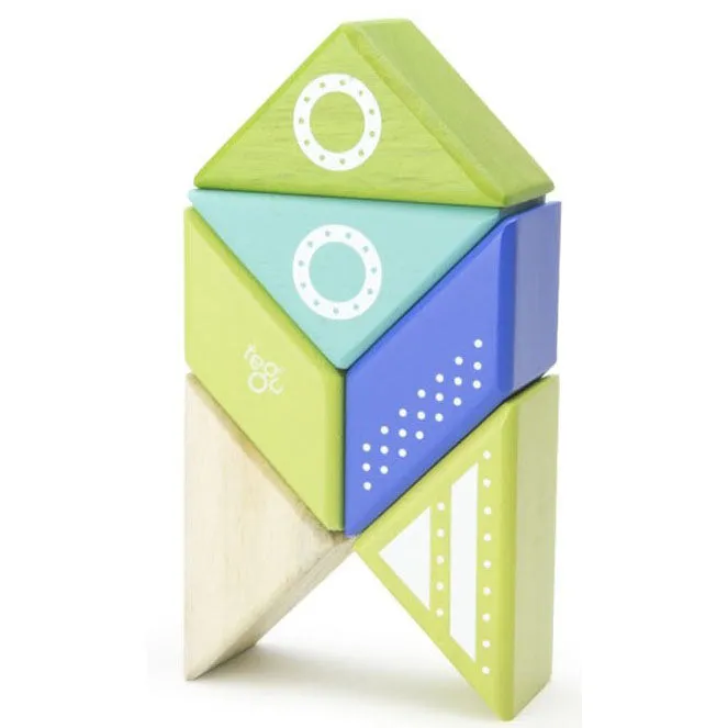 Tegu Travel Pal Spaceship Magnetic Wooden Blocks