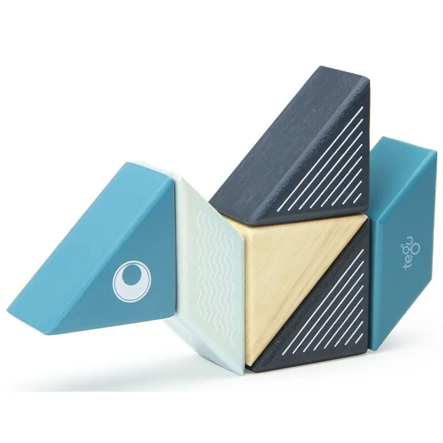 Tegu Travel Pal Whale Magnetic Wooden Blocks