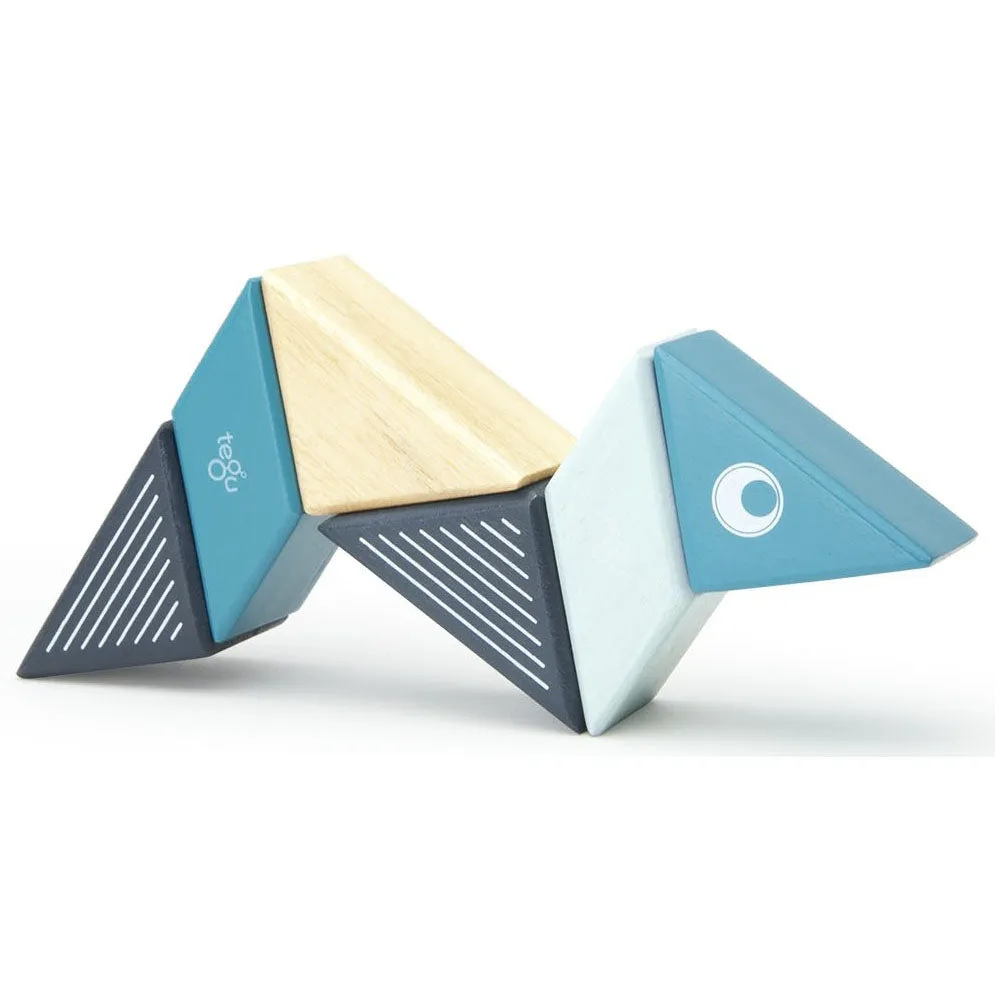 Tegu Travel Pal Whale Magnetic Wooden Blocks