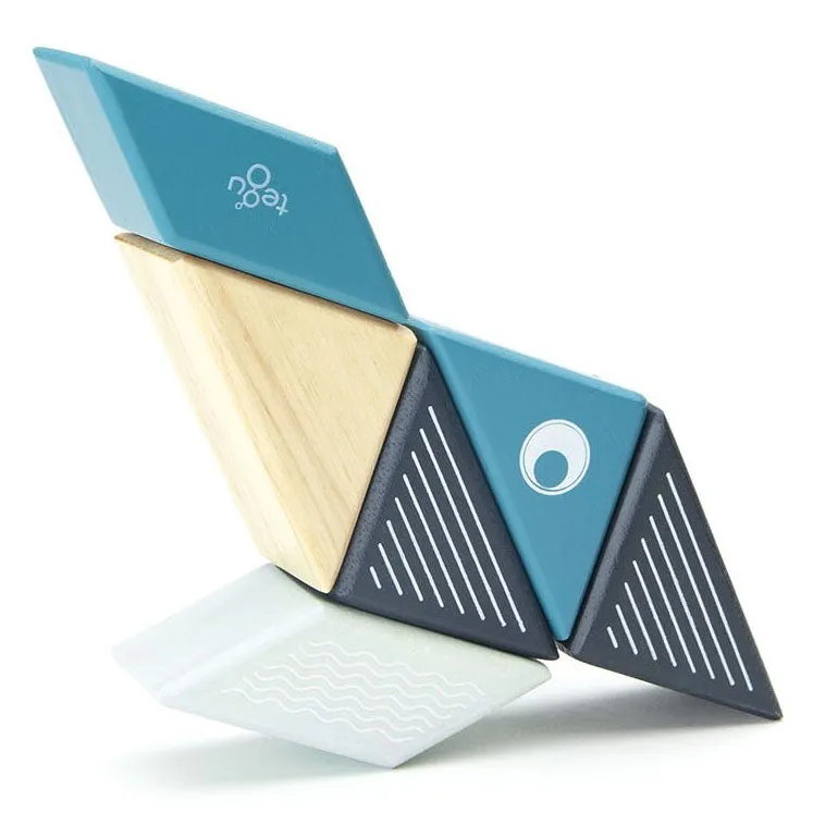 Tegu Travel Pal Whale Magnetic Wooden Blocks
