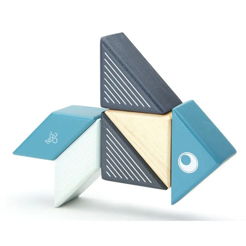 Tegu Travel Pal Whale Magnetic Wooden Blocks